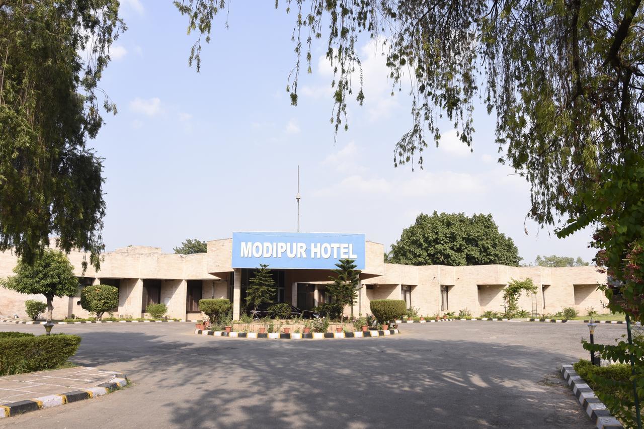 Modipur Hotel Rāmpur Exteriér fotografie
