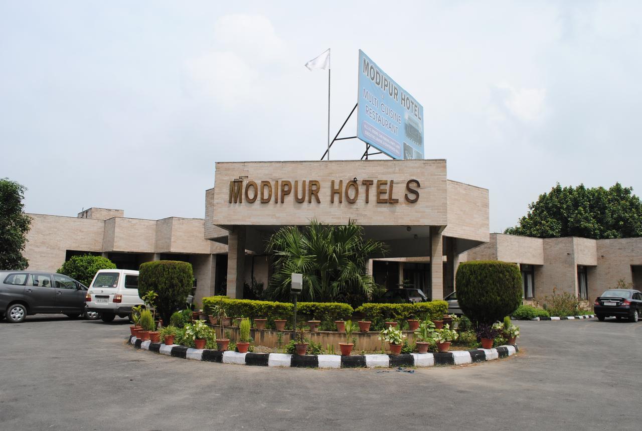 Modipur Hotel Rāmpur Exteriér fotografie